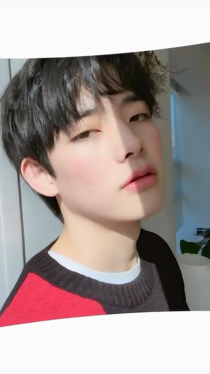 李恩秀,韩国怎么这么多好看的小哥哥!