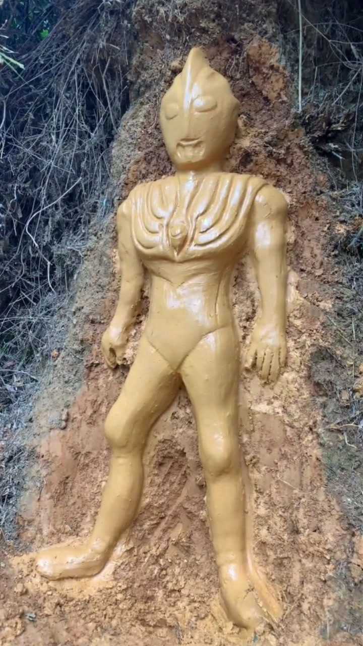 今日泥巴做个迪迦奥特曼,满满童年回忆_腾讯视频