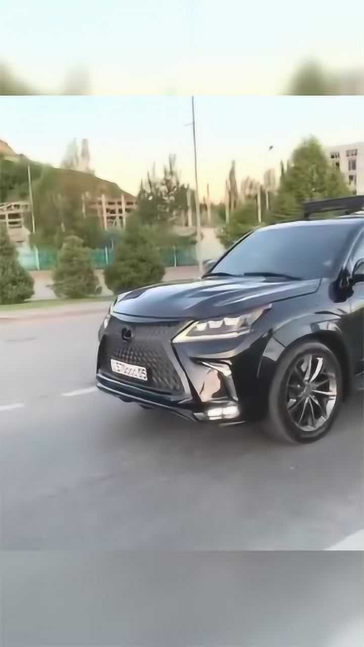 雷克萨斯lx570变身黑武士黑色更加的霸气犀利多少男人的梦想