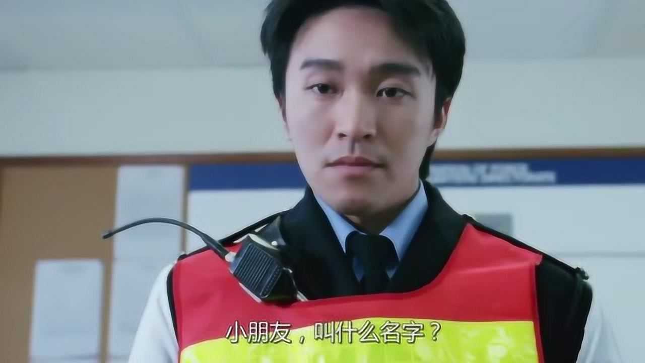 逃学威龙2星爷这段是讽刺谁呢没有后台就要去背黑锅