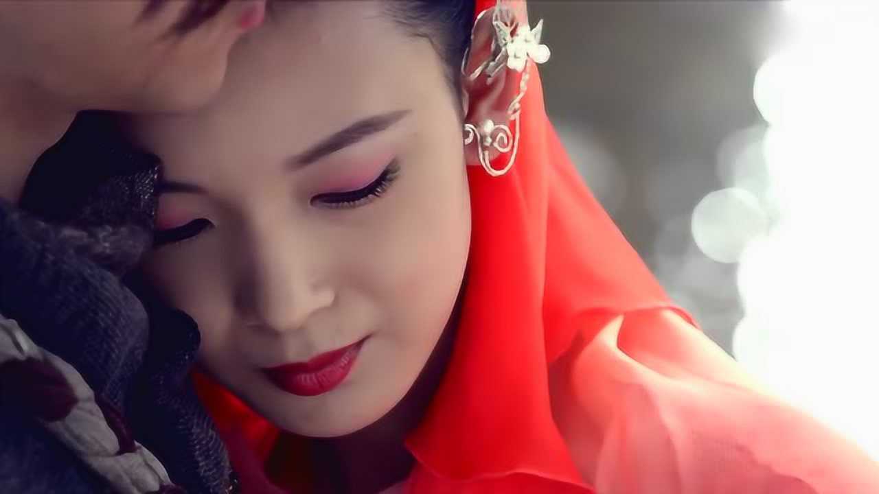 青丘狐传说:花月面对救命恩人,竟主动投怀送抱,灵狐都这么主动的吗