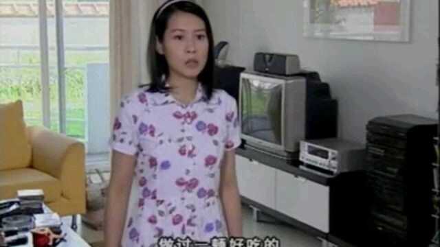 粉红女郎结婚狂翻窗户给罗蜜欧做饭,被心爱的男人当不存在