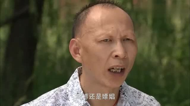 乡里彩虹:老乡给农民工介绍工作,不料进厂竟要交身份证和存款