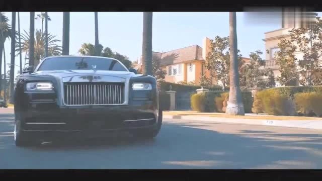 劳斯莱斯《RollsRoyce》,是世界顶级豪华轿车!