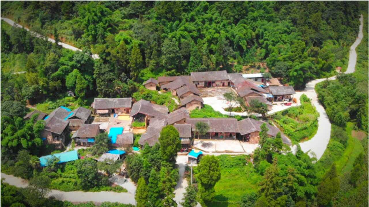 四川邻水县百年老房子,来看看这里农村生活条件,看了让人心酸