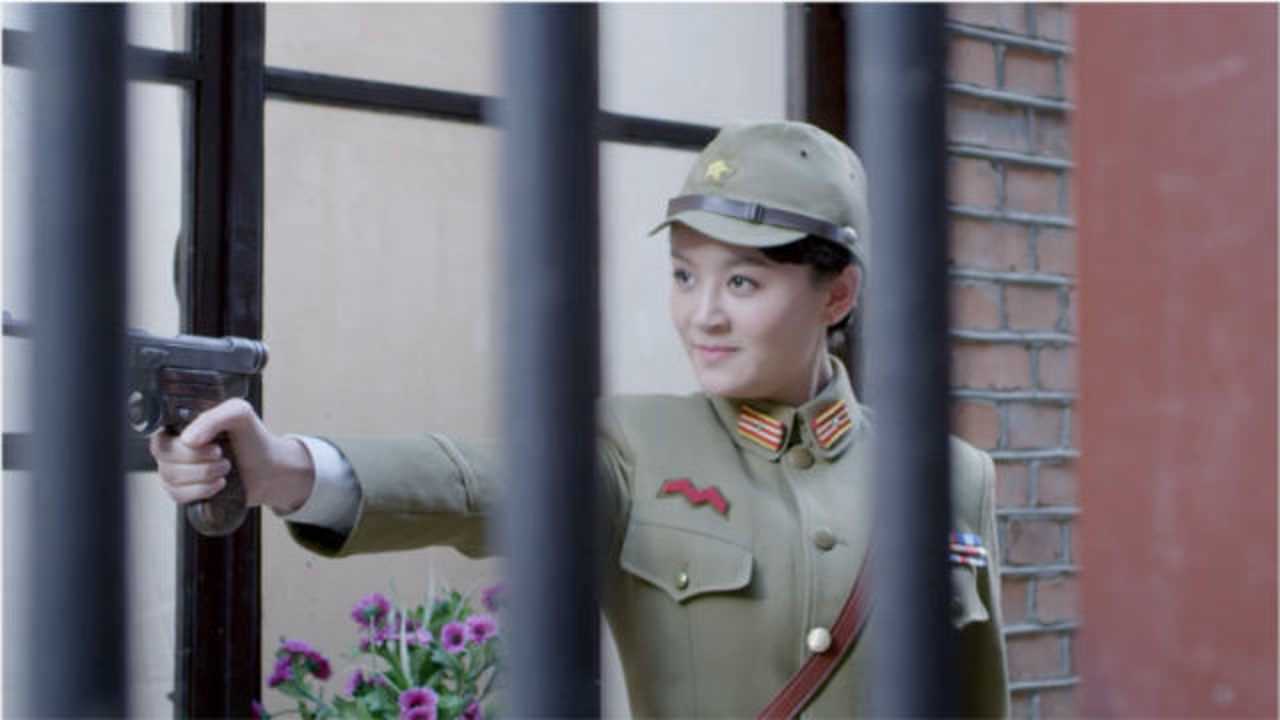 速看《飞哥战队》第46集:蔡雪丹借机除掉夏琴,飞哥战队毁掉电板