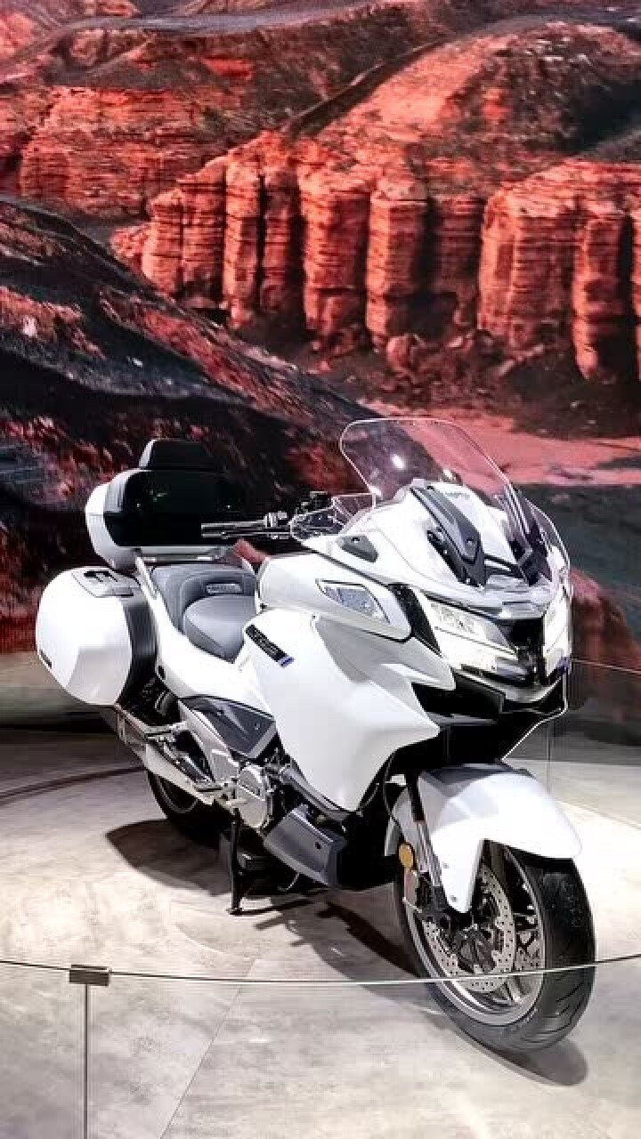 春风国宾1250霸气的外观有着强大的气场骑着它来一场说走就走的旅行