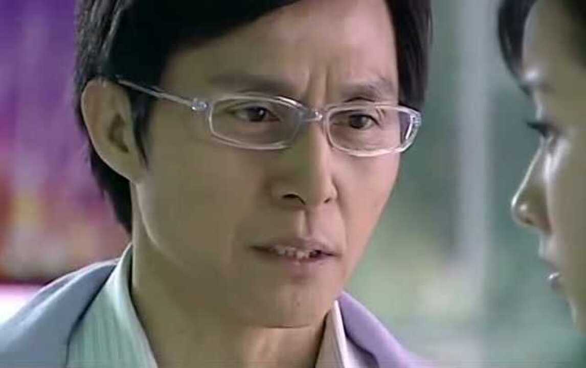 雪在烧司青最好的朋友与罗柔合伙骗罗一这下罗一与司青之间误会大了