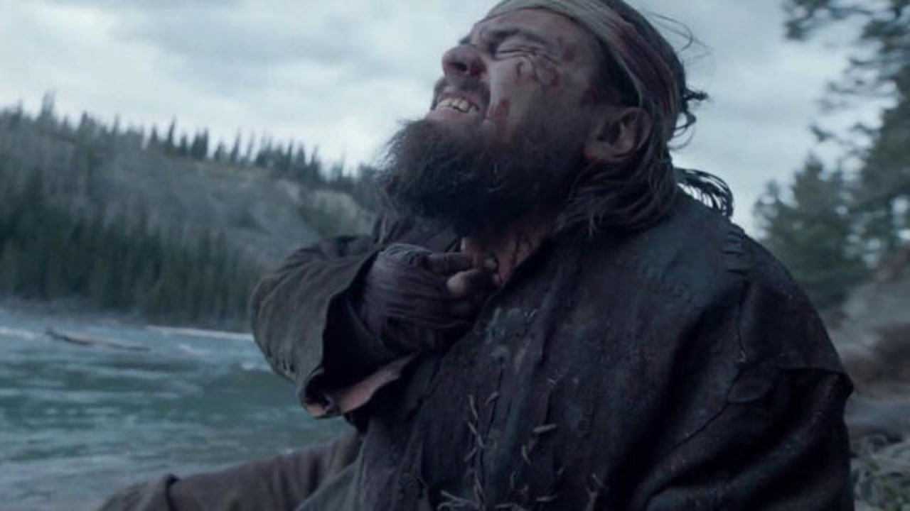 荒野猎人小李子用火药处理伤口那可是喉咙啊疼