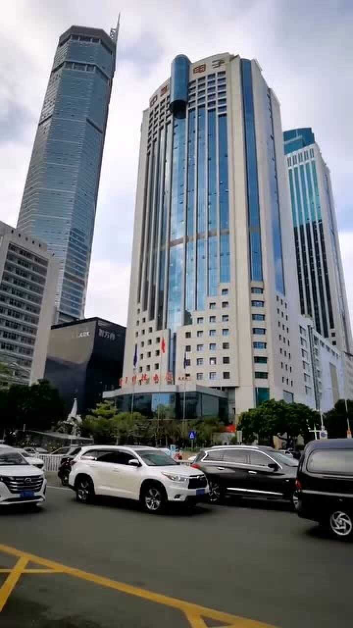 实拍深圳电子大厦始建于1980年曾是深圳的地标性建筑