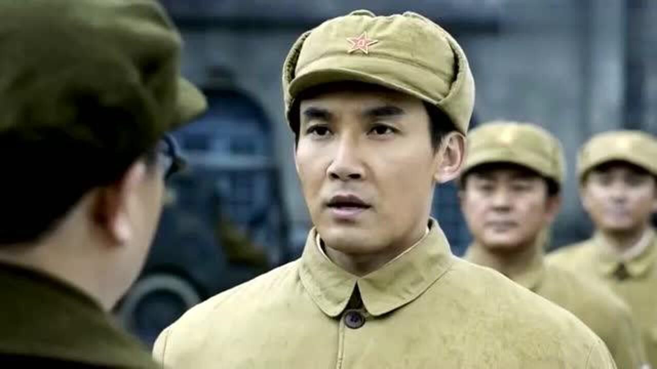 特赦1959王英光听说老首长来了赶紧出门迎接