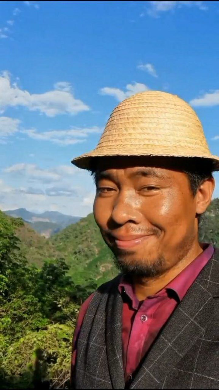 乌蒙山连着山外山我何时才能天天陪着心上的那个她