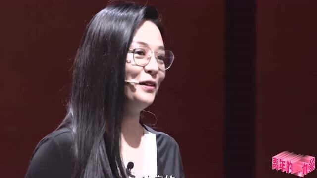 悦美创始人向小琴演讲:年轻就是永不停止的学习和进化!