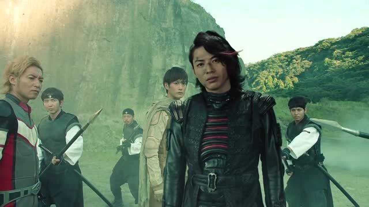 伽古拉斯伽古拉伽古拉这剑用的也太帅了吧