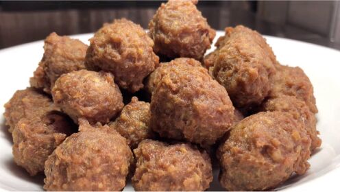 厨师长教你炸牛肉丸子的家常做法,步骤详细,外酥里嫩,下酒又下饭