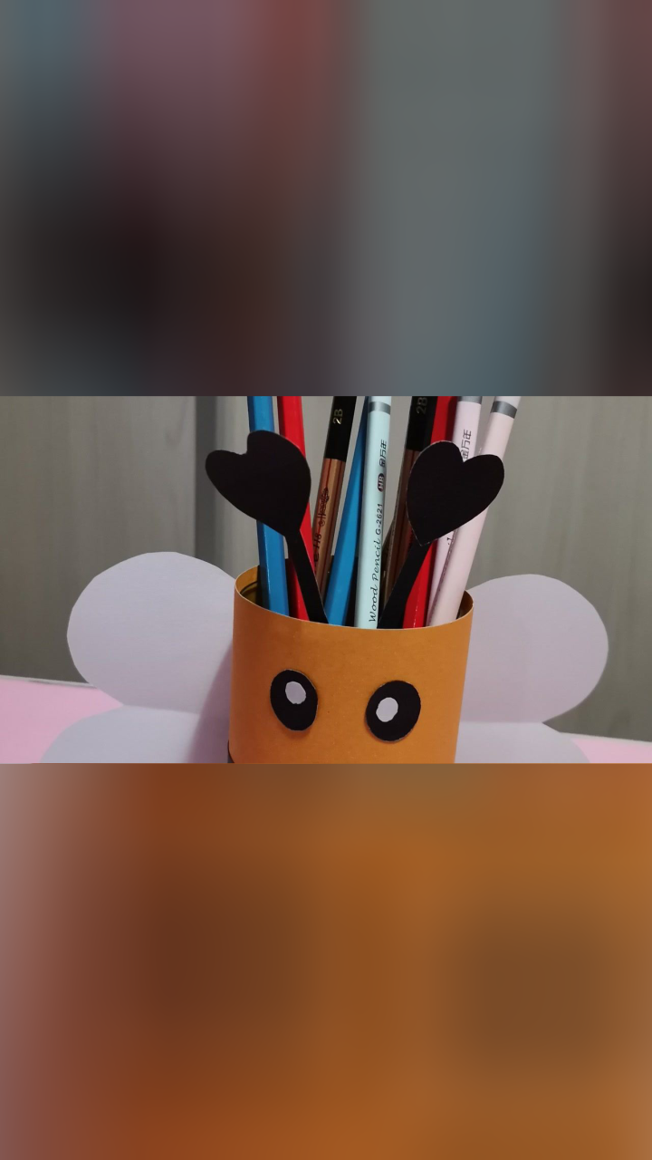 矿泉水瓶制作笔筒_腾讯视频