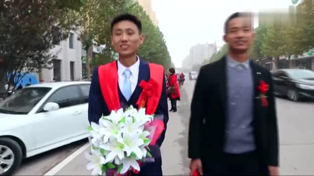 广东肇庆婚礼,新娘走了,众人跟着一路