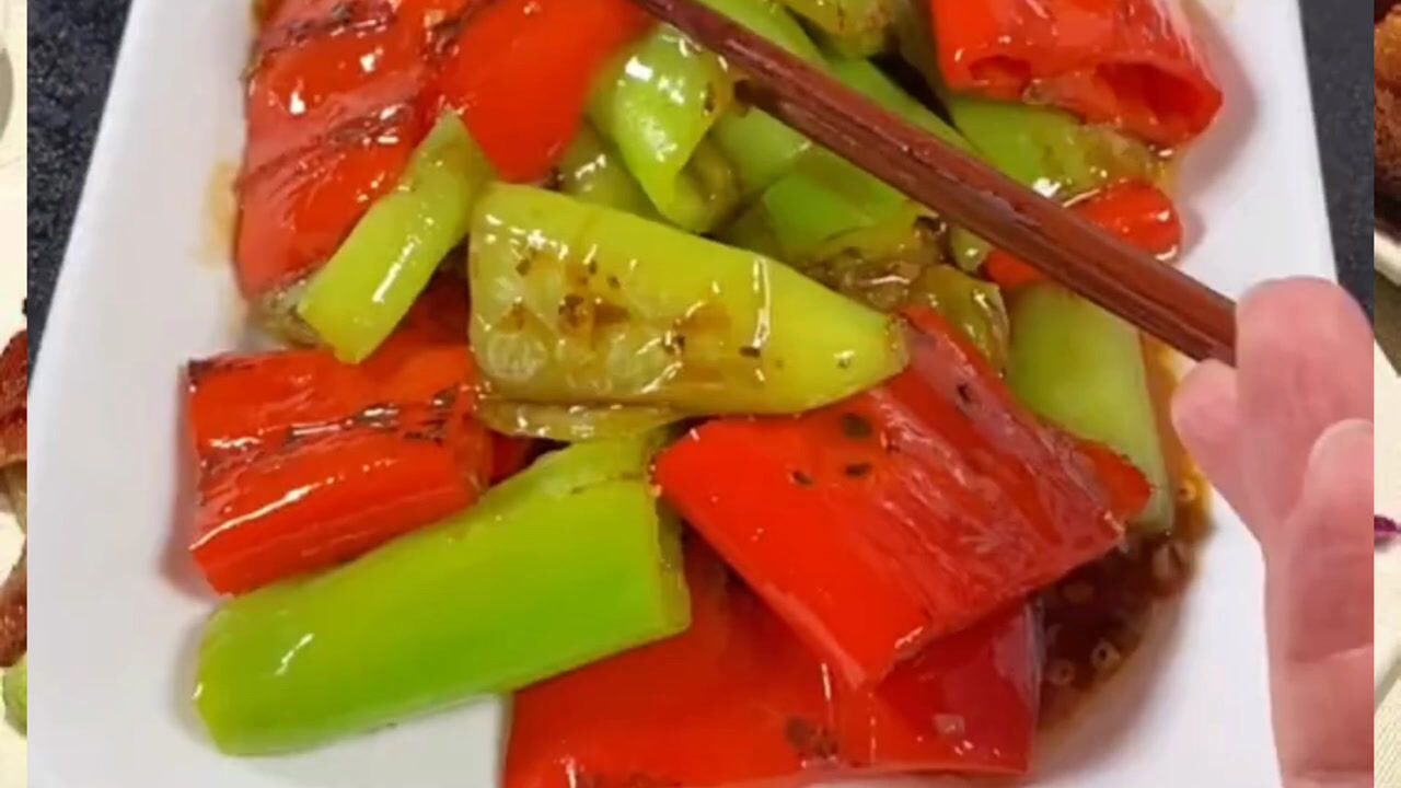 青椒炒红椒有个很有档次的名字你们知道吗?评论区告诉我