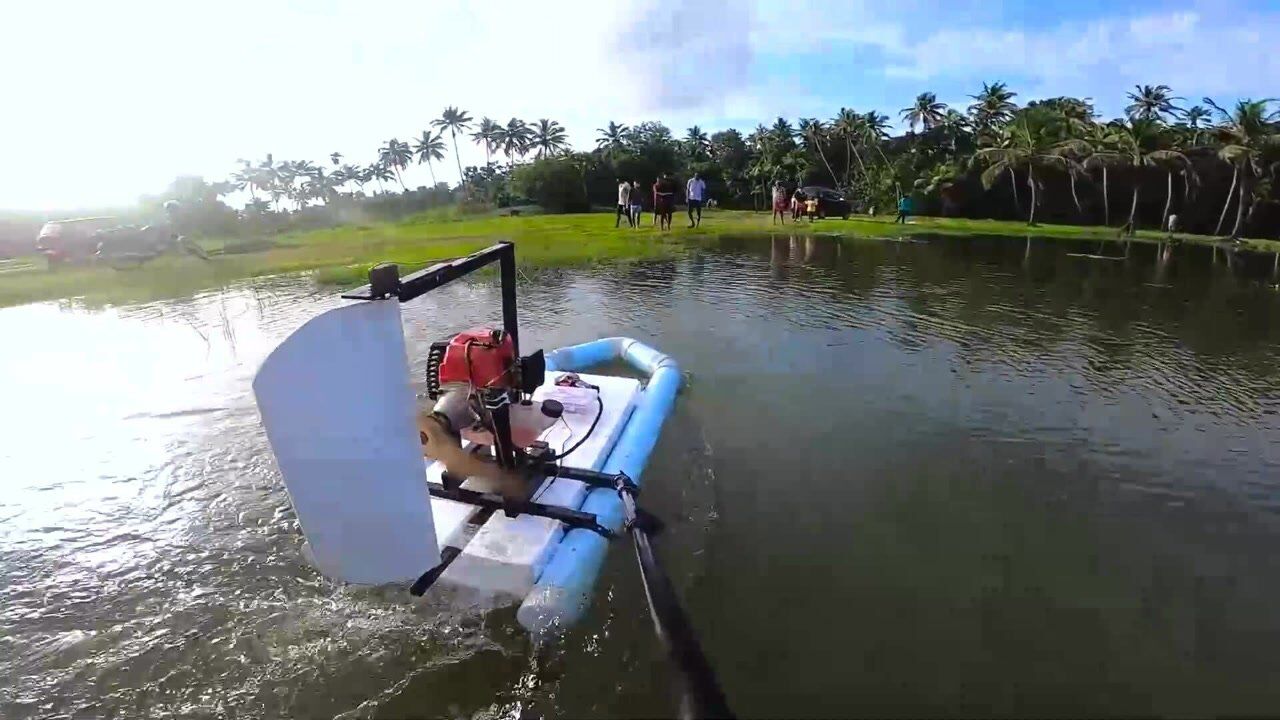 用水管制作遥控船,速度还挺快,动手能力真强!