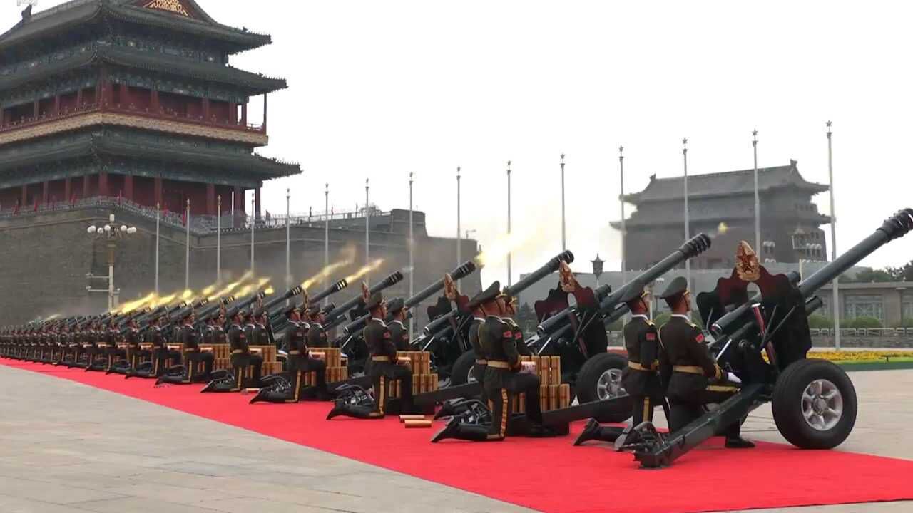 天安门广场56门礼炮,鸣放100响,声声震寰宇_腾讯视频