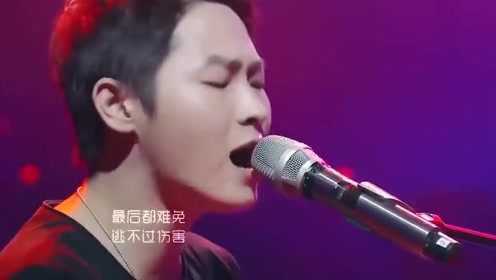 梁博演唱成名曲，一首《男孩》，陶醉全场观众