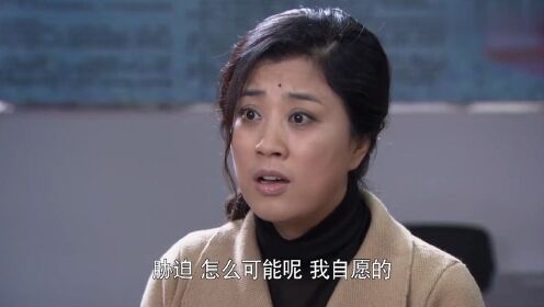 夫妻俩离婚跑去民政局，工作人员太逗了，竟当场向女方示爱 #电影HOT短视频大赛 第二阶段#