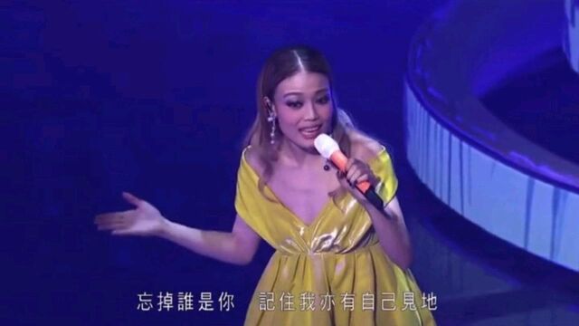 经典音乐分享:容祖儿演唱粤语歌曲《搜神记》歌声优美动听,让人百听不厌!