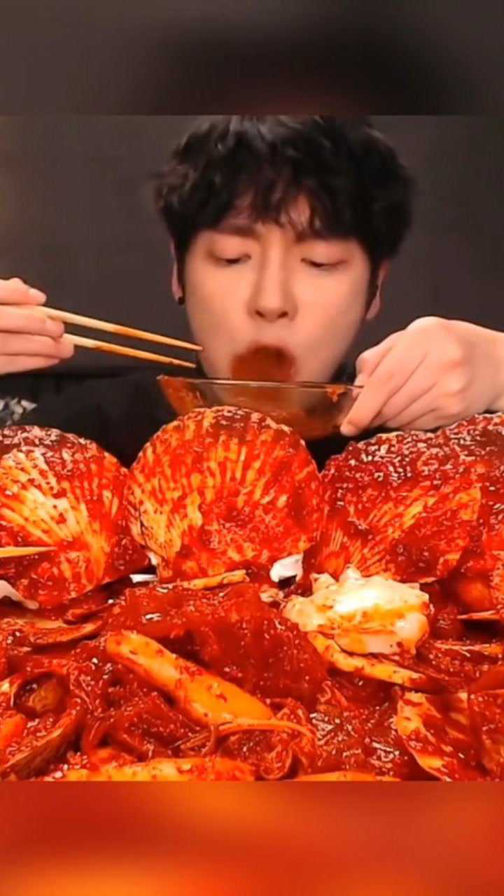 吃播爆辣美食_高清1