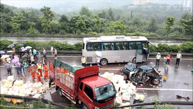 高速发生车祸报保险,这几个关键点千万要注意,一旦做错保险不赔