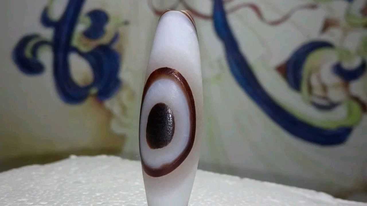 纯天然奇珍. 佛眼天眼一眼天珠