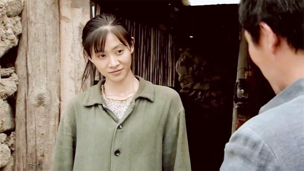 农村小伙收留女乞丐,梳洗干净让人眼前一亮,村里男人都羡慕不已_高清1080P在线观看平台_腾讯视频