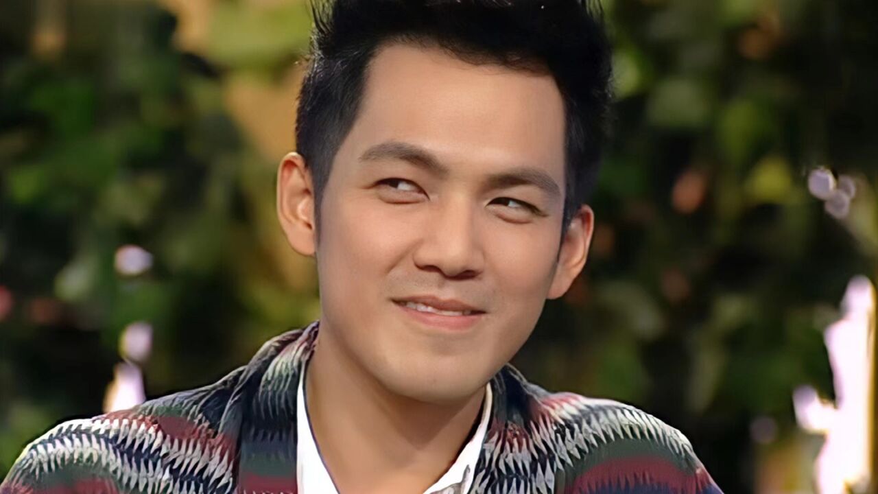 钟汉良罕见谈吻戏,自曝和李小冉吻出了感情,认识两天就开始拍了