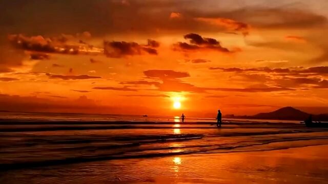 夕阳 晚霞 落日 风景 大海 海边 沙滩 背影 孤独 治愈