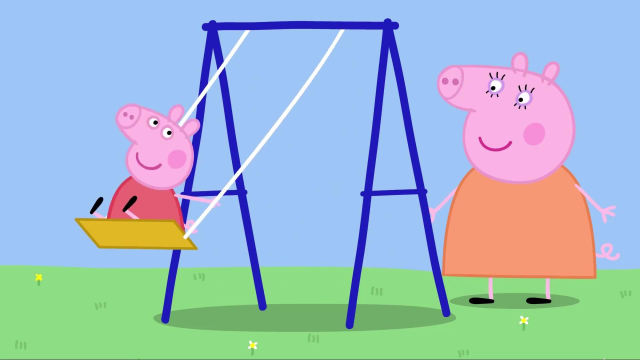 小猪佩奇1:荡秋千!高高荡起的秋千,对乔治可真不友好