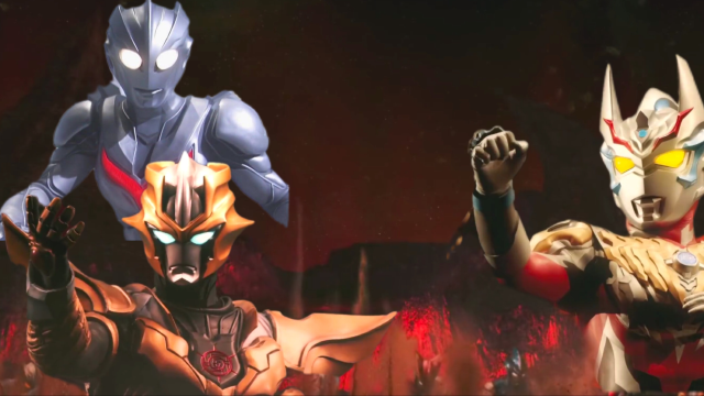 小金人要消灭诺亚奥特曼,令迦再次现身阻止敌人