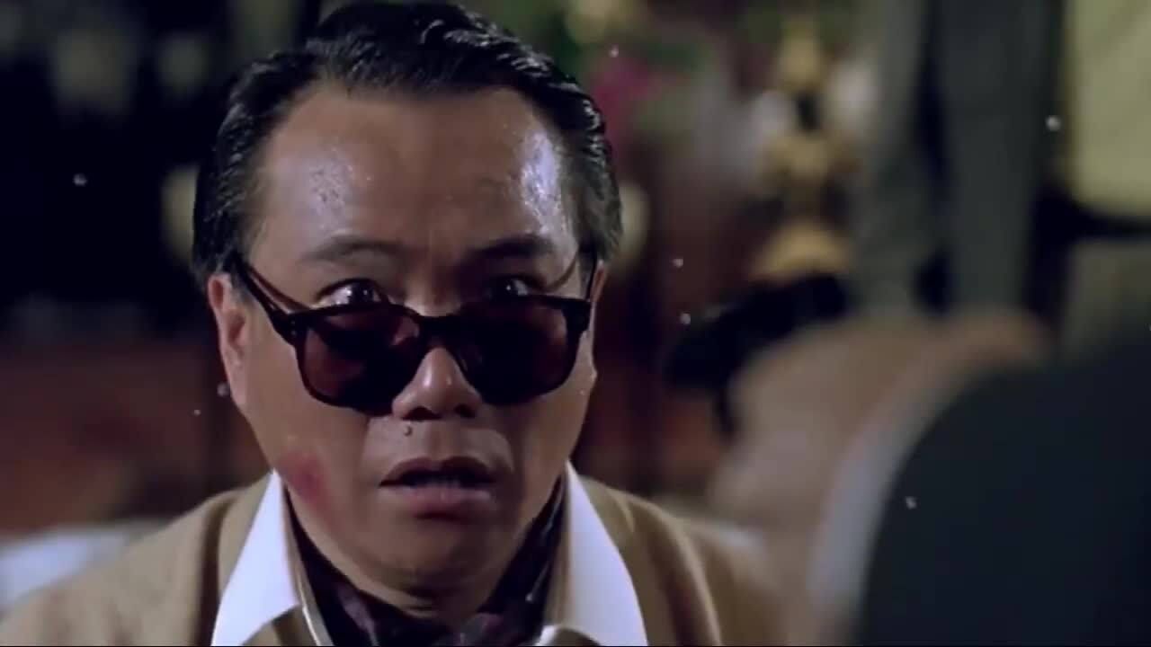 最霸气的西装暴徒元华,雪茄从不离手