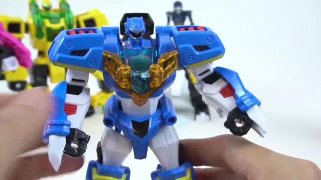 超能骑士玩具系列:恐龙与它的骑士