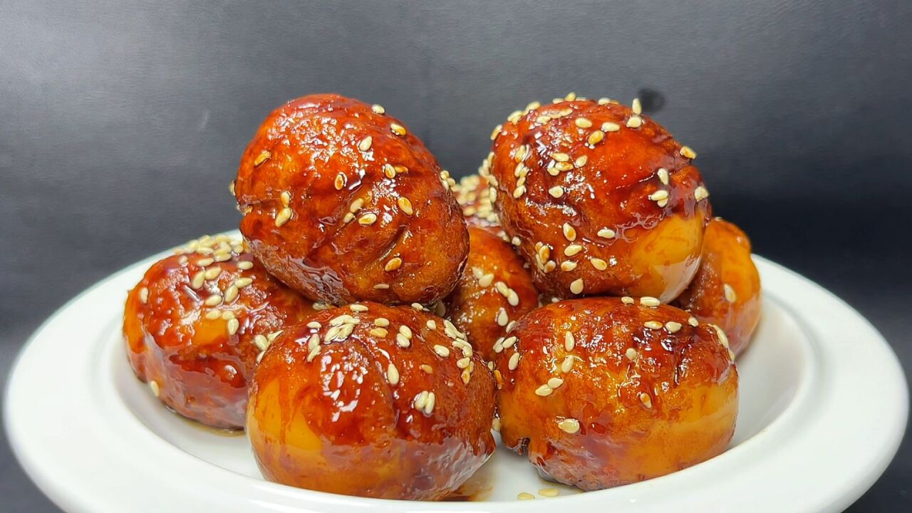 吃不完的土鸡蛋不要扔,做成香辣开胃的虎皮鸡蛋,大人孩子都爱吃