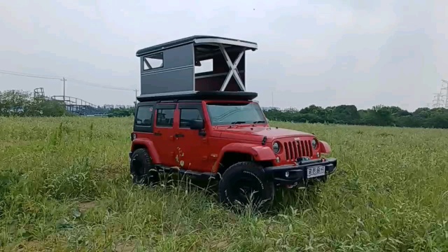 牧马人全自动硬升车顶帐篷,爱车汇新车首车