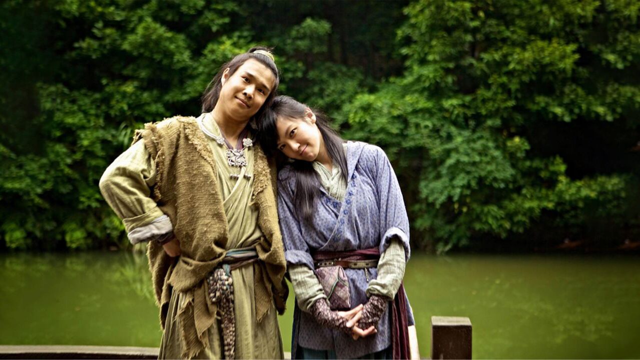 小沈阳一首《大笑江湖》欢快好听,经典的旋律响起,勾起多少回忆