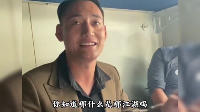 盘点那些出神入化的声音模仿,最后一个声行并茂,简直一模一样#声音模仿#声优都是怪物#搞笑