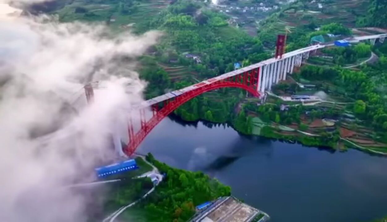 震撼!航拍带你俯瞰德余高速乌江特大桥