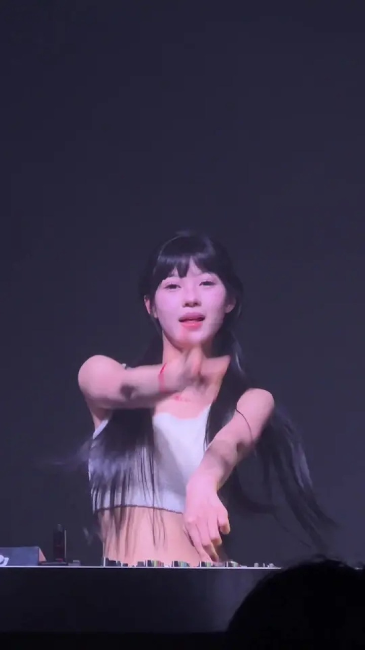 主打感觉#小呆瓜 #dj小姐姐 #纯欲天花板 #完美身材