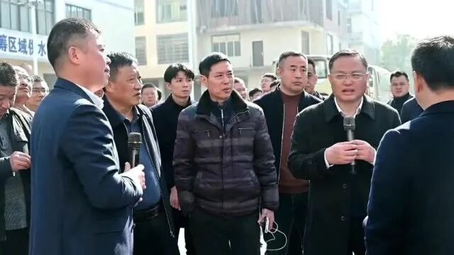 鹰潭市城乡供水一体化工作现场推进会参会人员来贵观摩