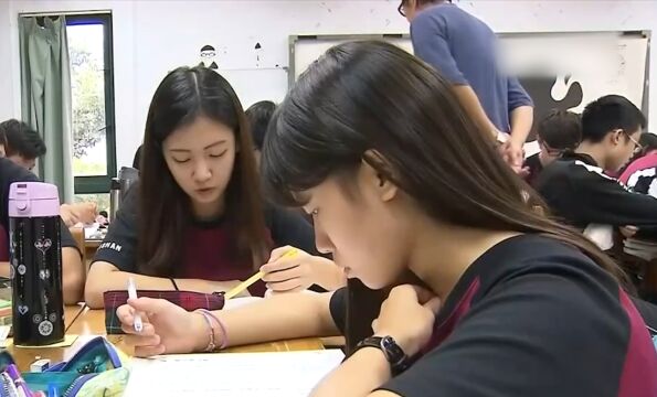 区桂芝:学习传统文化有助培养理性思维,建立是非观念