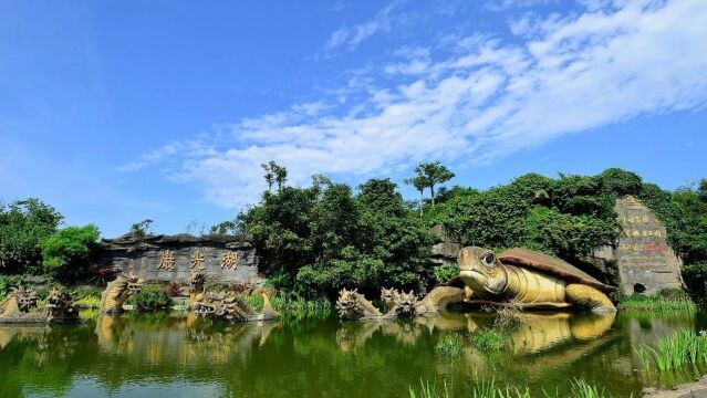 【旅行必备】湖光岩风景区攻略:如何玩转神秘的玛珥湖?