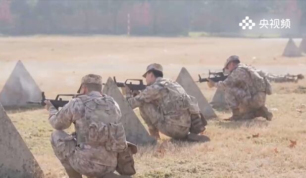 国防科技大学某基地,开展科技练兵活动