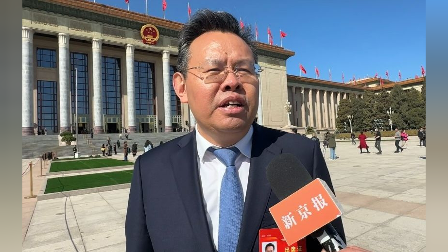 两会播报 | 武汉市市长程用文:一年有30万大学生留武汉工作