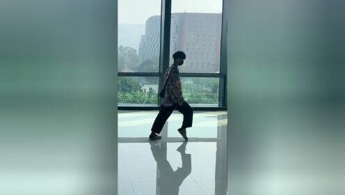 那我发太空步教学能有多少赞呢?