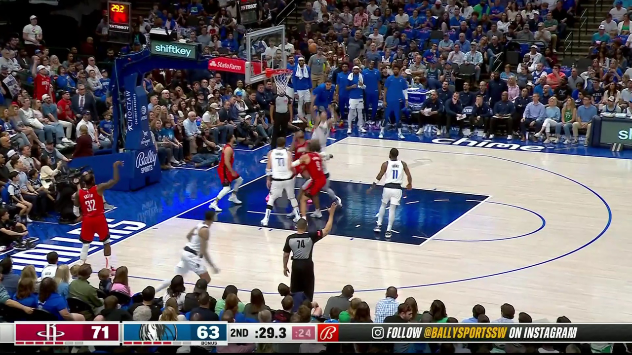 弹道无需修正 欧文急停三分空心入网